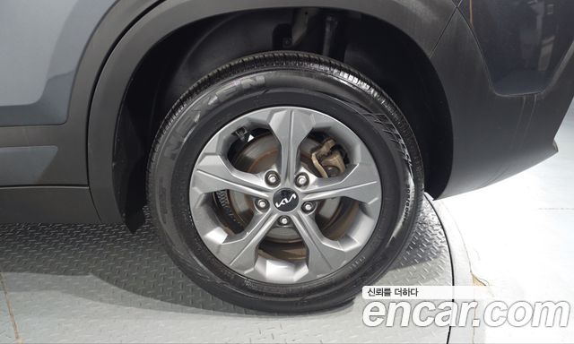 Kia Seltos Gasoline 1.6 Turbo 2WD Prestige 2023 — фото 21