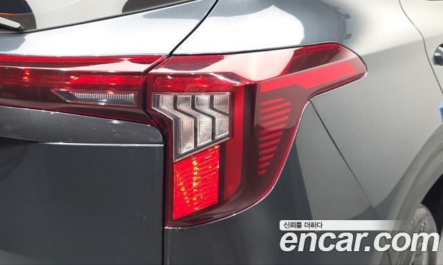 Kia Seltos Gasoline 1.6 Turbo 2WD Prestige 2023 — фото 23