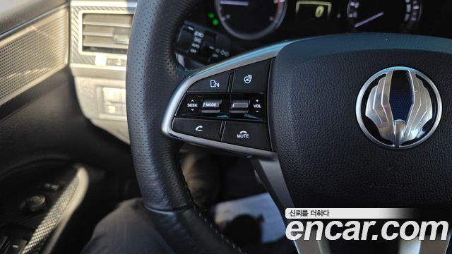 KG Mobility (SsangYong) Rexton Sports Diesel 2.2 4WD Noblesse 2019 — фото 17