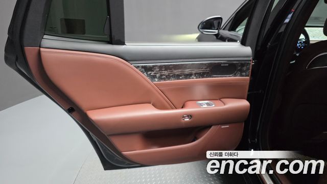 Genesis G90 (RS4) Gasoline 3.5 Turbo AWD 2023 — фото 25