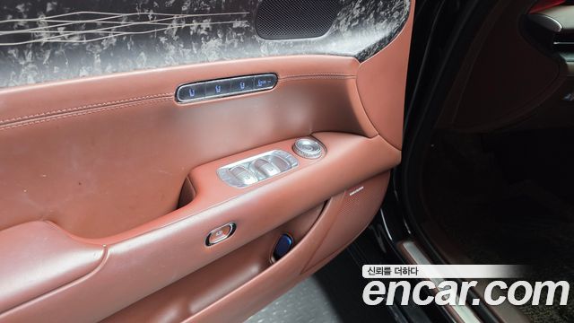 Genesis G90 (RS4) Gasoline 3.5 Turbo AWD 2023 — фото 27