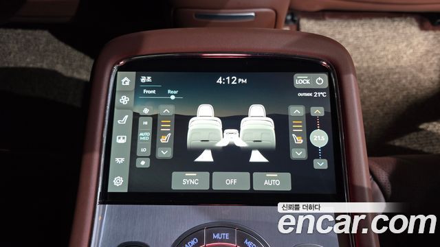 Genesis G90 (RS4) Gasoline 3.5 Turbo AWD 2023 — фото 29