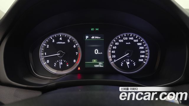 Hyundai Grandeur (IG) 2.4 Exclusive Special 2019 — фото 8