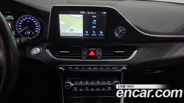 Hyundai Grandeur (IG) 2.4 Exclusive Special 2019 — фото 13