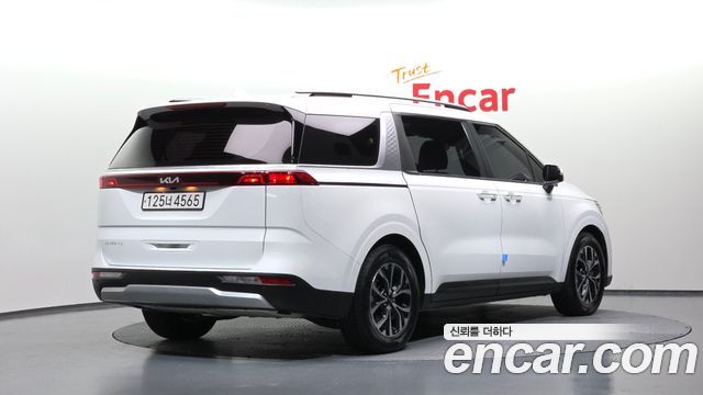 Kia Carnival (IV) Gasoline 9-Seater Prestige 2023 — фото 2