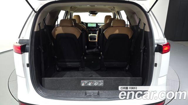 Kia Carnival (IV) Gasoline 9-Seater Prestige 2023 — фото 20