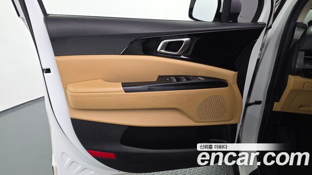 Kia Carnival (IV) Gasoline 9-Seater Prestige 2023 — фото 24