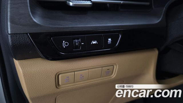 Kia Carnival (IV) Gasoline 9-Seater Prestige 2023 — фото 27