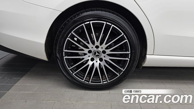 Mercedes-Benz C-Class (W206) C200 4MATIC Avantgarde 2022 — фото 5