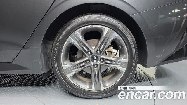 Kia K5 (III) 2.0 Noblesse 2020 — фото 21