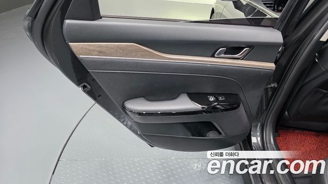 Kia K5 (III) 2.0 Noblesse 2020 — фото 25