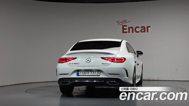 Mercedes-Benz CLS-Class (C257) CLS300d 4MATIC 2023 — фото 4