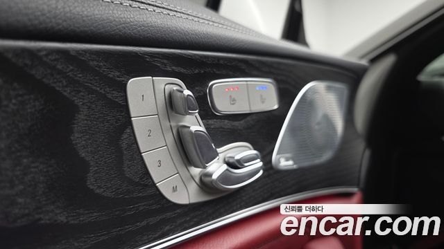 Mercedes-Benz CLS-Class (C257) CLS300d 4MATIC 2023 — фото 17