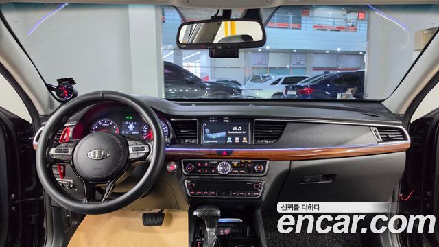 Kia K7 3.0 LPI Luxury (Rental Car) 2017 — фото 7