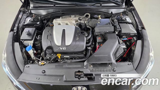 Kia K7 3.0 LPI Luxury (Rental Car) 2017 — фото 24