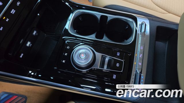 Kia Carnival (IV) Gasoline 9-Seater Signature 2023 — фото 9