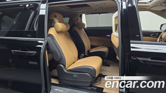 Kia Carnival (IV) Gasoline 9-Seater Signature 2023 — фото 11