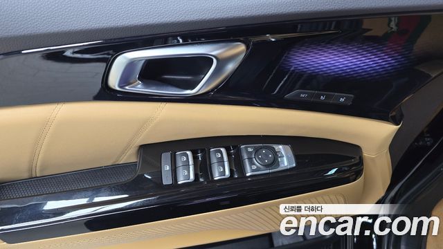 Kia Carnival (IV) Gasoline 9-Seater Signature 2023 — фото 19