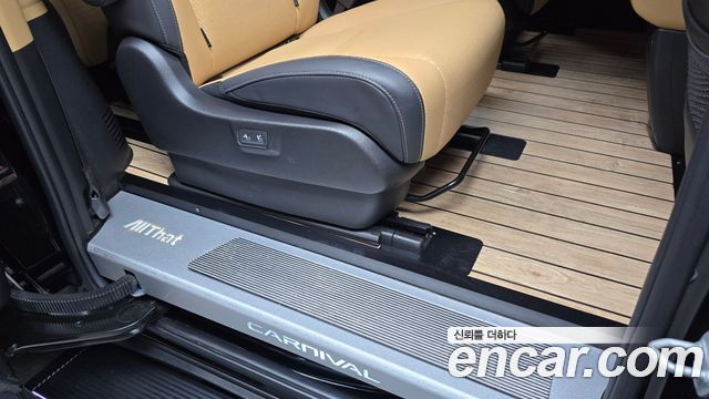 Kia Carnival (IV) Gasoline 9-Seater Signature 2023 — фото 32