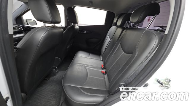 Chevrolet Next Spark LTZ 2016 — фото 12