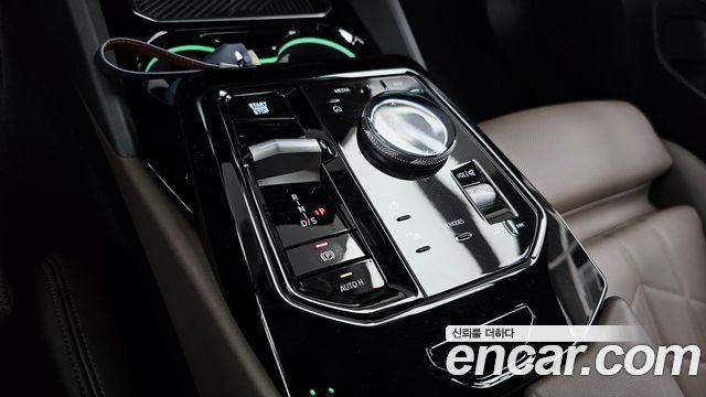 BMW 5 Series (G60) 520i M Sport 2025 — фото 9