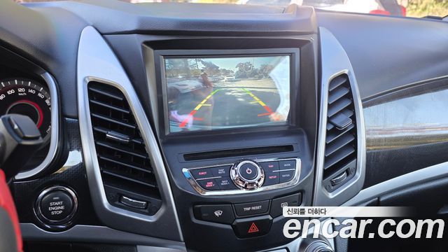 KG Mobility (SsangYong) Korando C 2.2 RX 2WD DLX 2016 — фото 15