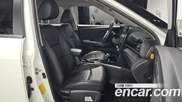 KG Mobility (SsangYong) Very New Tivoli Gasoline 1.5 2WD V3 2021 — фото 26