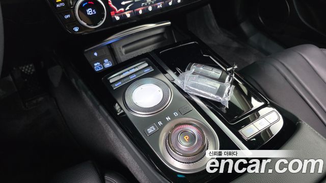 Genesis G80 (RG3) Gasoline 2.5 Turbo AWD 2022 — фото 9
