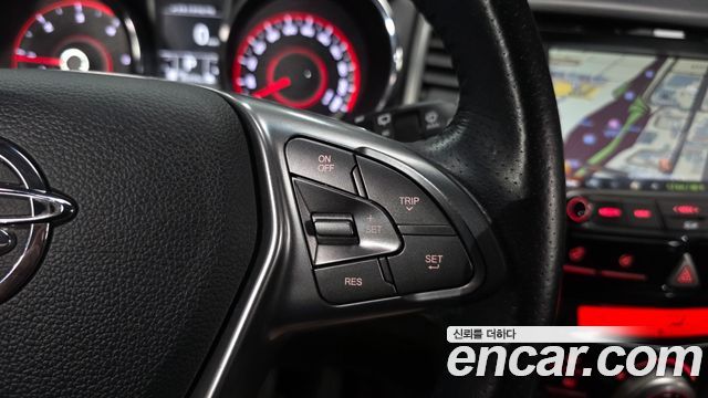 KG Mobility (SsangYong) Tivoli Armor Diesel LX 2WD 2018 — фото 17