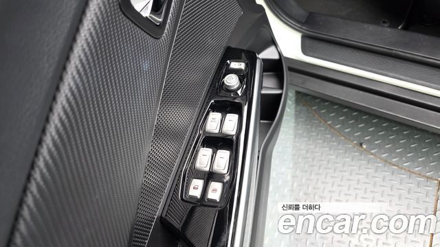 KG Mobility (SsangYong) Tivoli Armor Diesel LX 2WD 2018 — фото 18