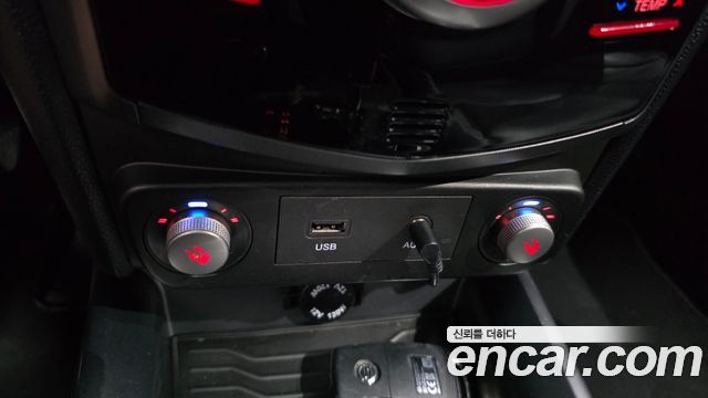 KG Mobility (SsangYong) Tivoli Armor Diesel LX 2WD 2018 — фото 19