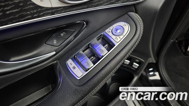 Mercedes-Benz GLC-Class (X253) GLC300e 4MATIC Coupe 2021 — фото 27