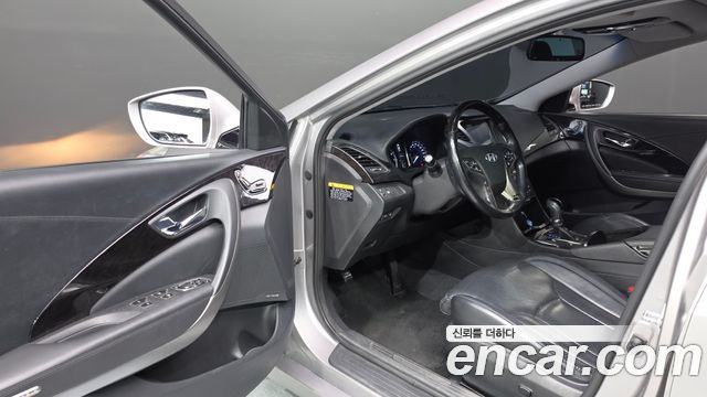 Hyundai Grandeur (HG) HG240 Modern 2014 — фото 10