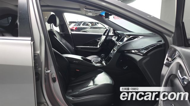 Hyundai Grandeur (HG) HG240 Modern 2014 — фото 11