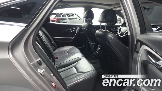 Hyundai Grandeur (HG) HG240 Modern 2014 — фото 12