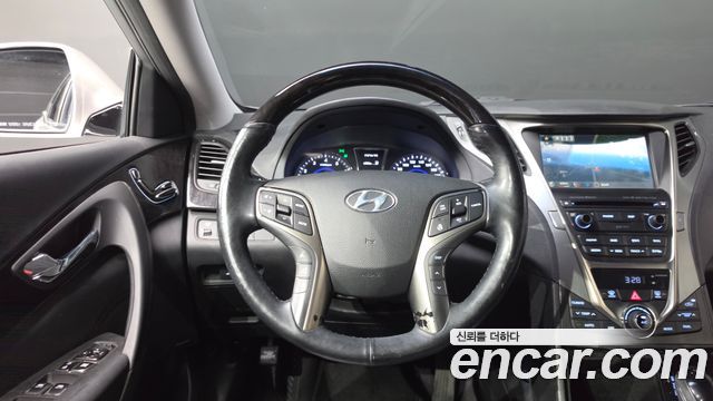 Hyundai Grandeur (HG) HG240 Modern 2014 — фото 13