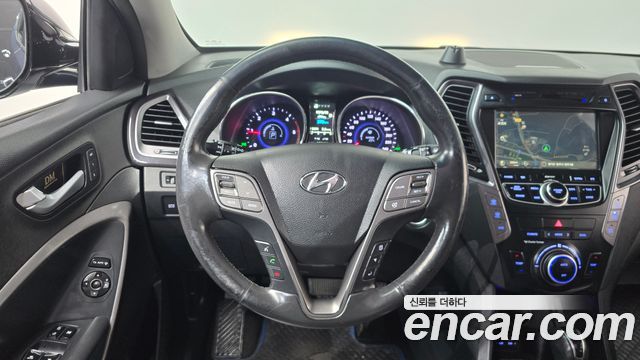 Hyundai Santa Fe (DM) Diesel(e-VGT) 2.2 4WD Exclusive 2015 — фото 12