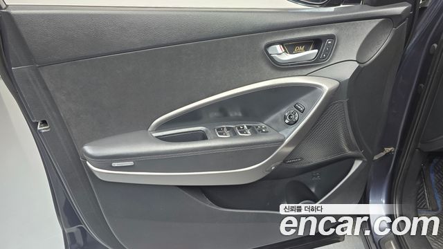 Hyundai Santa Fe (DM) Diesel(e-VGT) 2.2 4WD Exclusive 2015 — фото 24