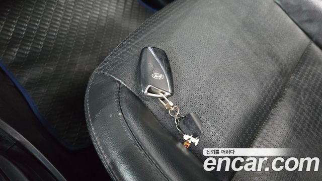 Hyundai Santa Fe (DM) Diesel(e-VGT) 2.2 4WD Exclusive 2015 — фото 29