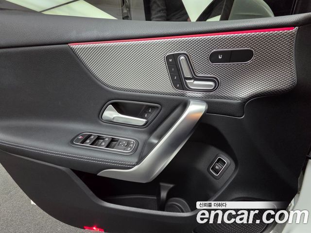 Mercedes-Benz A-Class (W177) A220 Sedan 2021 — фото 15
