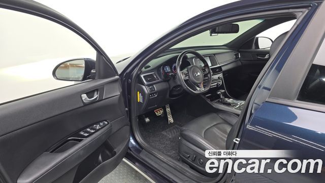 Kia K5 (II) 2.0 SX Prestige 2017 — фото 10