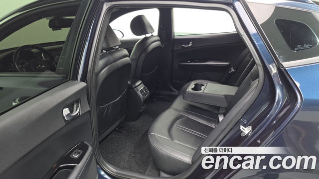Kia K5 (II) 2.0 SX Prestige 2017 — фото 12
