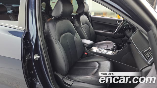Kia K5 (II) 2.0 SX Prestige 2017 — фото 26