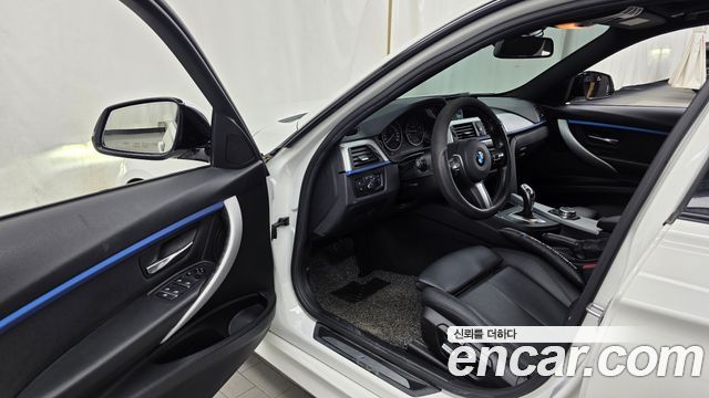 BMW 3 Series (F30) 320i M Sport 2016 — фото 10