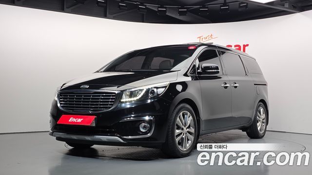 Kia Carnival 9-seater Prestige