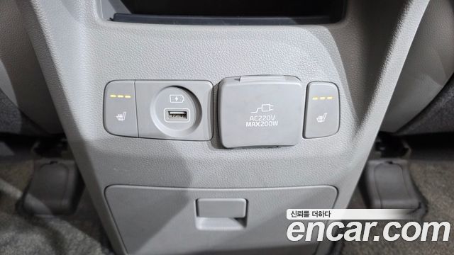 Kia Carnival 9-seater Prestige 2018 — фото 18