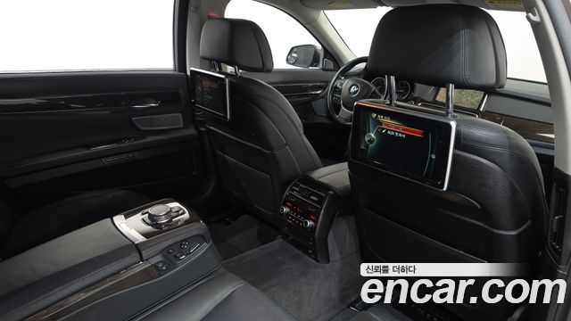 BMW 7 Series (F01) 750Ld xDrive 2015 — фото 17