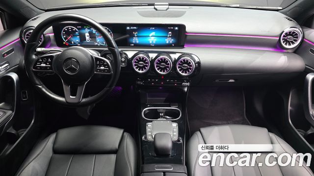 Mercedes-Benz A-Class (W177) A220 Sedan 2023 — фото 7