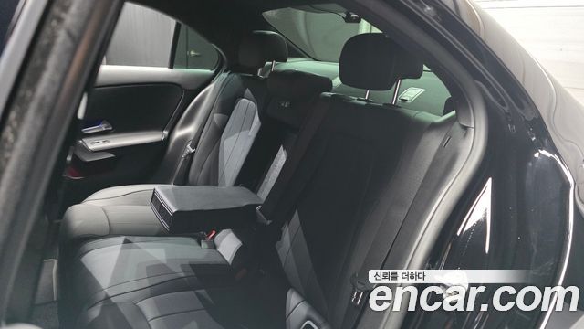 Mercedes-Benz A-Class (W177) A220 Sedan 2023 — фото 12