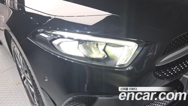 Mercedes-Benz A-Class (W177) A220 Sedan 2023 — фото 22